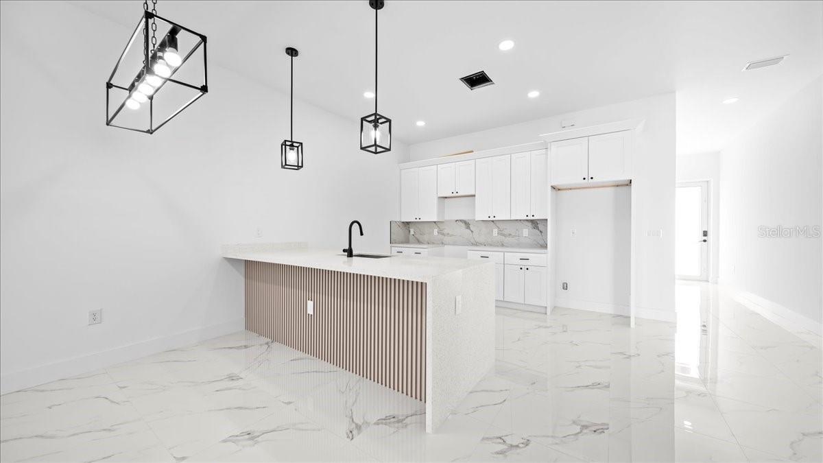 826/828 DIPLOMAT PKWY E, CAPE CORAL, FL — photo 19