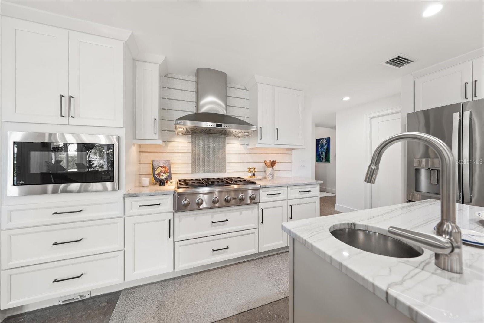 109 DRIFTWOOD LN, LARGO, FL — photo 12