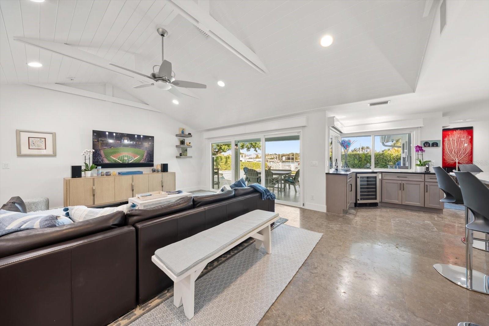 109 DRIFTWOOD LN, LARGO, FL — photo 24