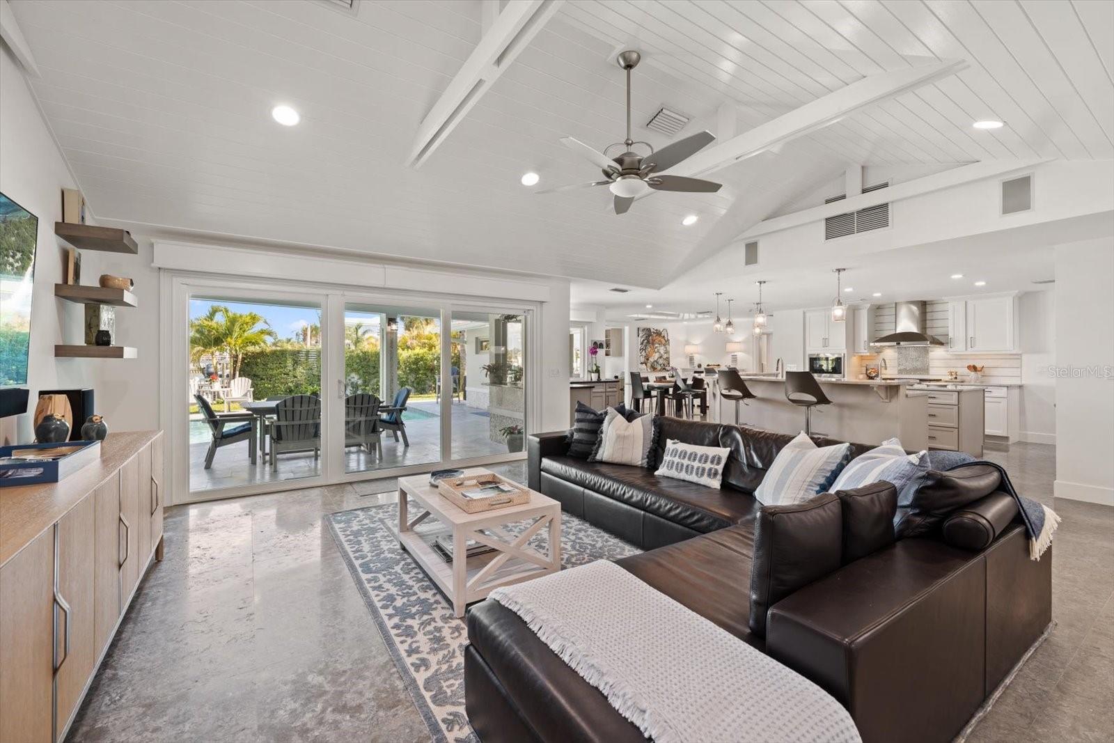 109 DRIFTWOOD LN, LARGO, FL — photo 26