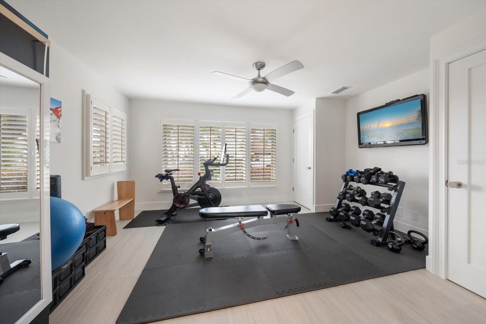 109 DRIFTWOOD LN, LARGO, FL — photo 44