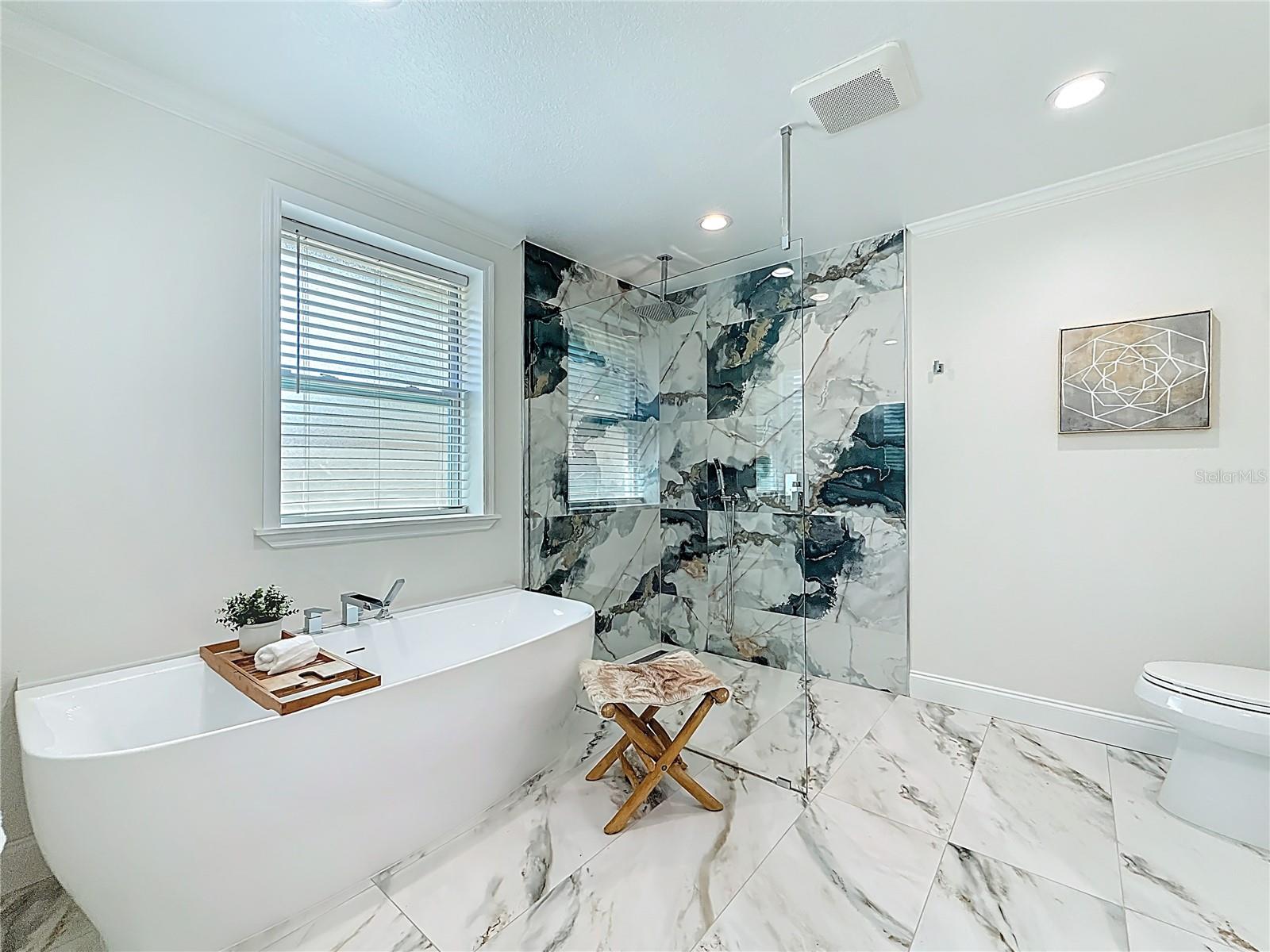 3021 GRANVILLE CT N, ST PETERSBURG, FL — photo 31