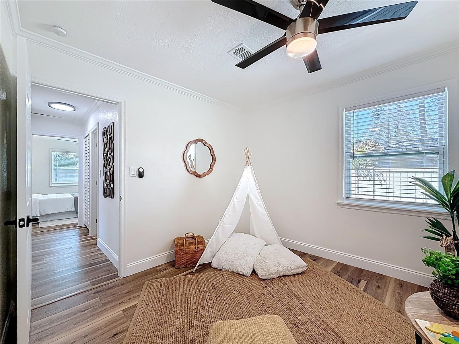 3021 GRANVILLE CT N, ST PETERSBURG, FL — photo 42