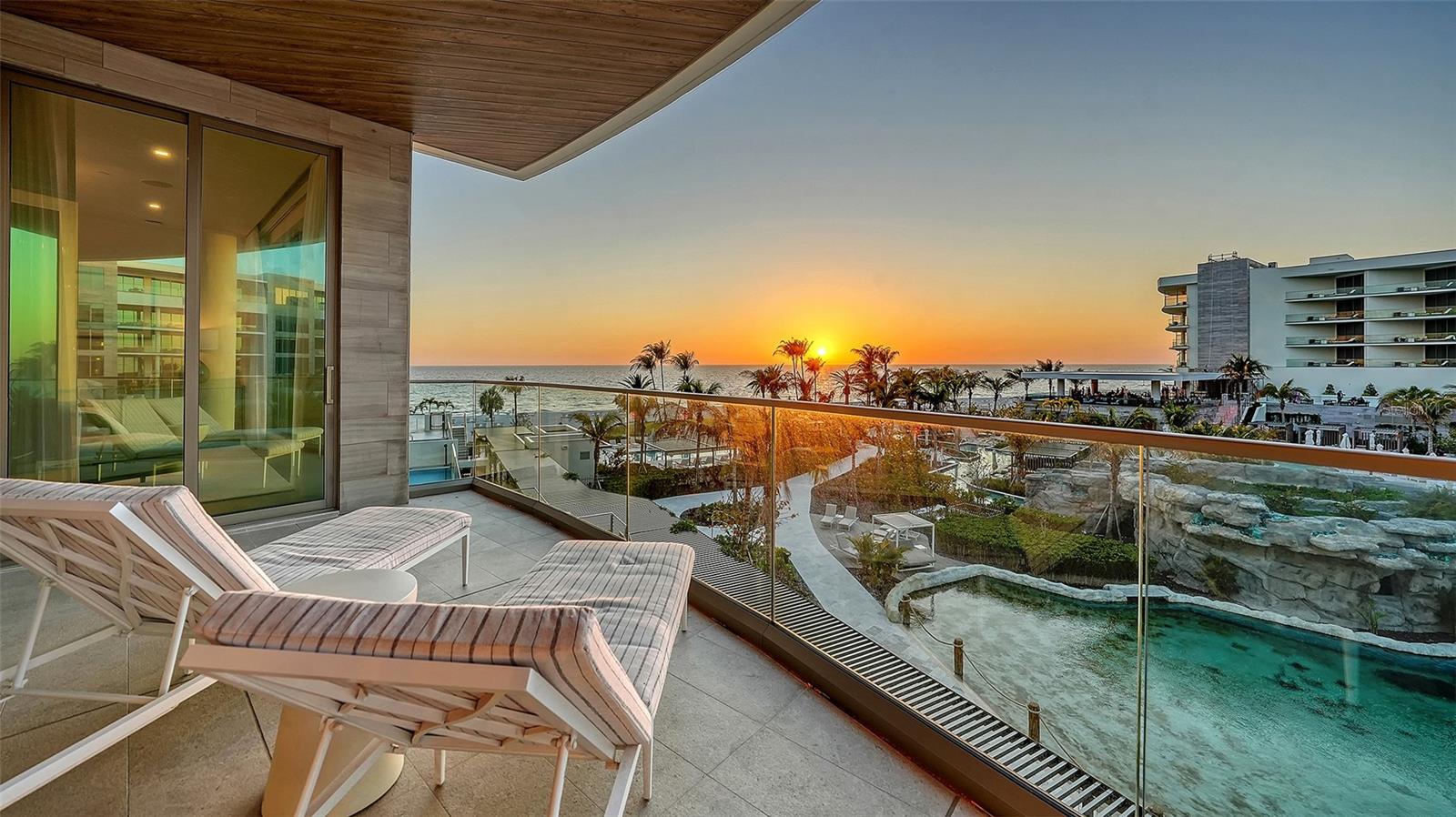1561 GULF OF MEXICO DR #304, LONGBOAT KEY, FL — photo 22
