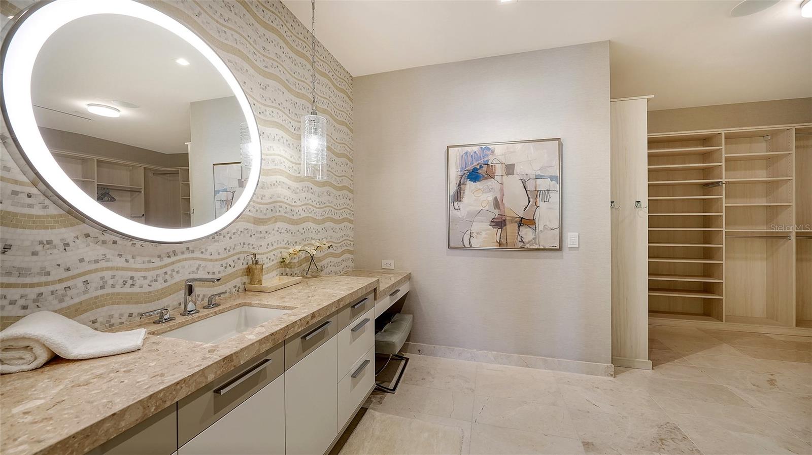 1561 GULF OF MEXICO DR #304, LONGBOAT KEY, FL — photo 32