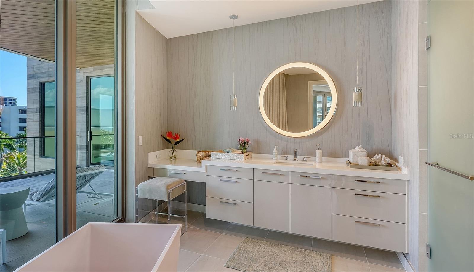 1561 GULF OF MEXICO DR #304, LONGBOAT KEY, FL — photo 43