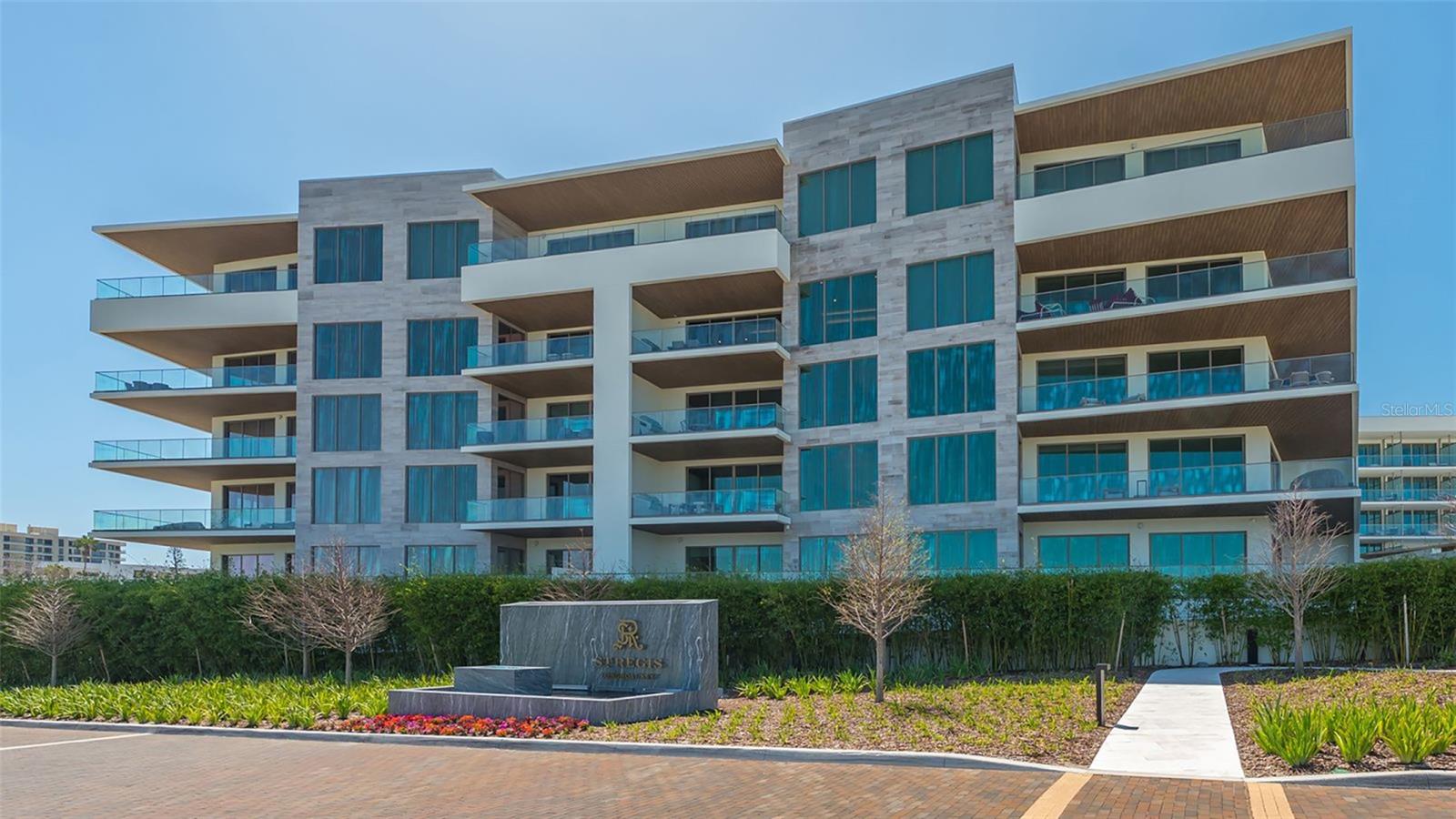 1561 GULF OF MEXICO DR #304, LONGBOAT KEY, FL — photo 56