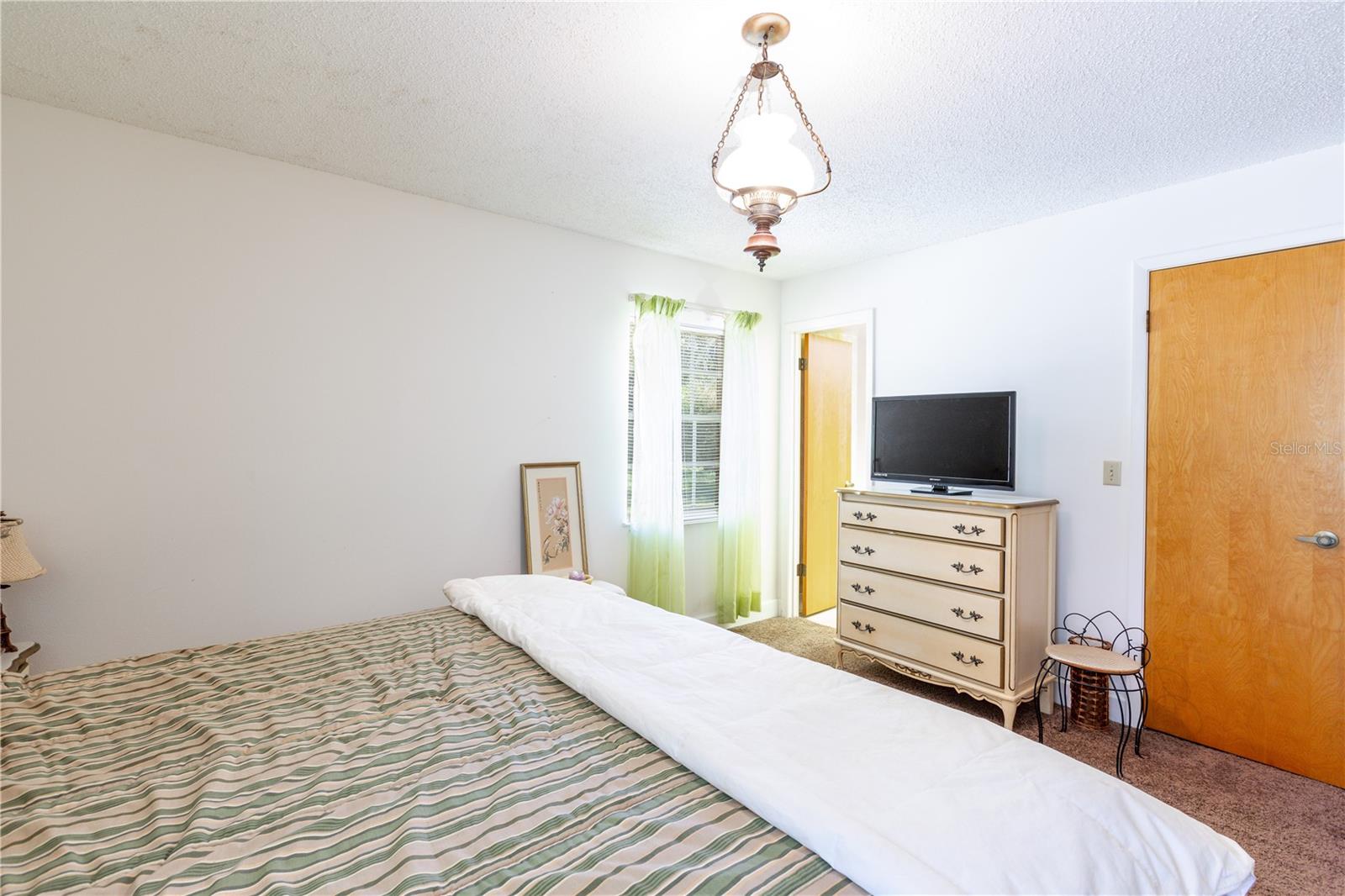 16529 ORANGE AVE, UMATILLA, FL — photo 17