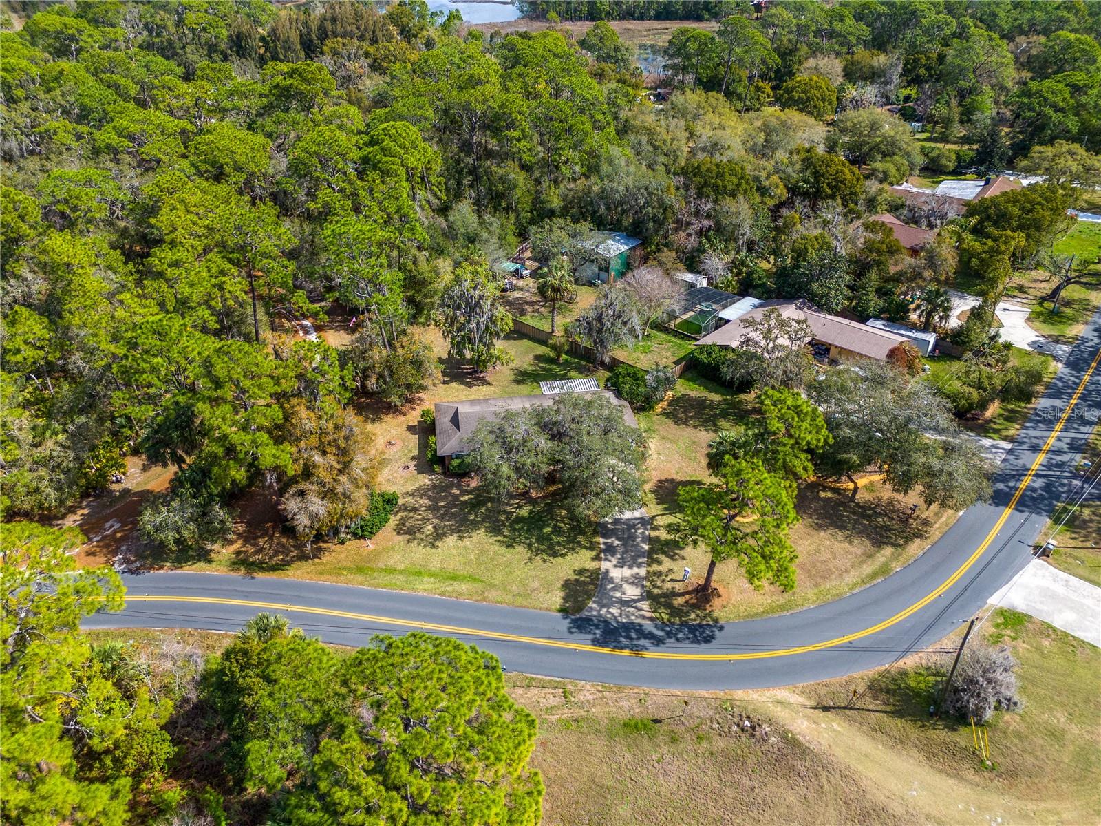 16529 ORANGE AVE, UMATILLA, FL — photo 35