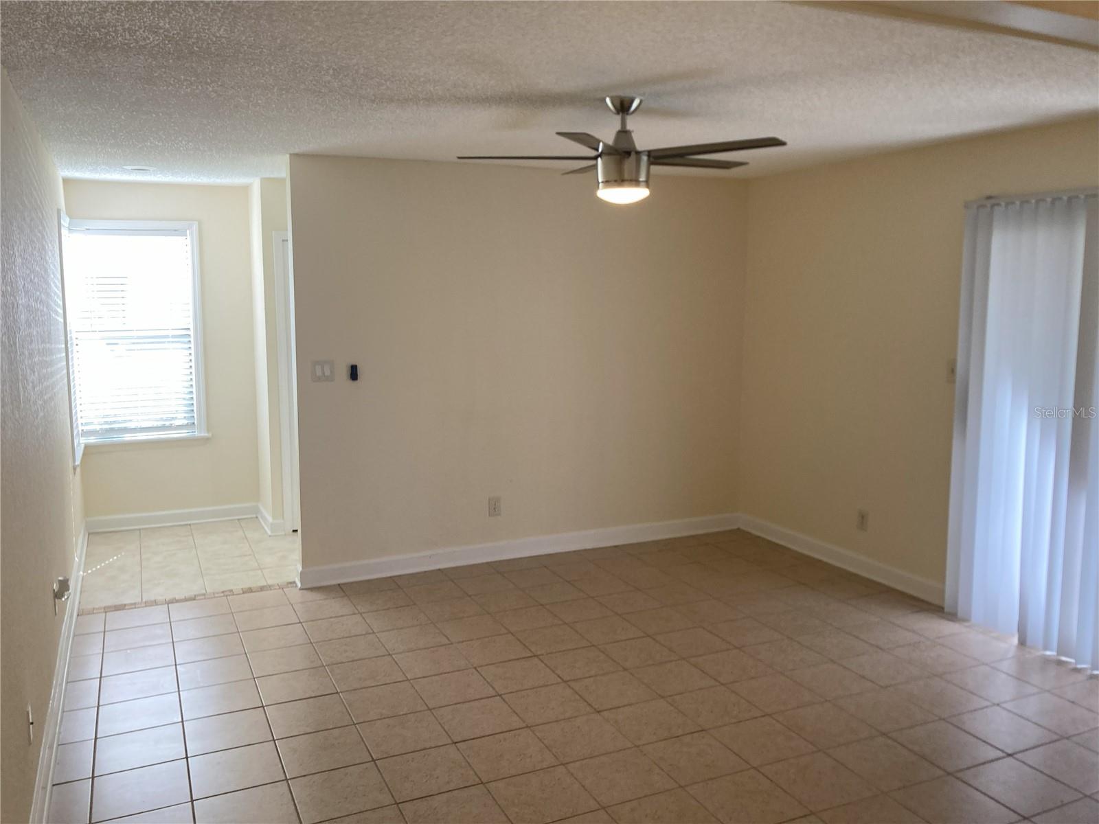 2918 ANTIQUE OAKS CIR #25, WINTER PARK, FL — photo 3