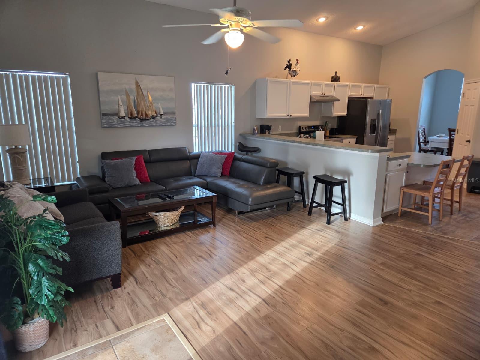115 CASTLEMAIN CIR, DAVENPORT, FL — photo 9