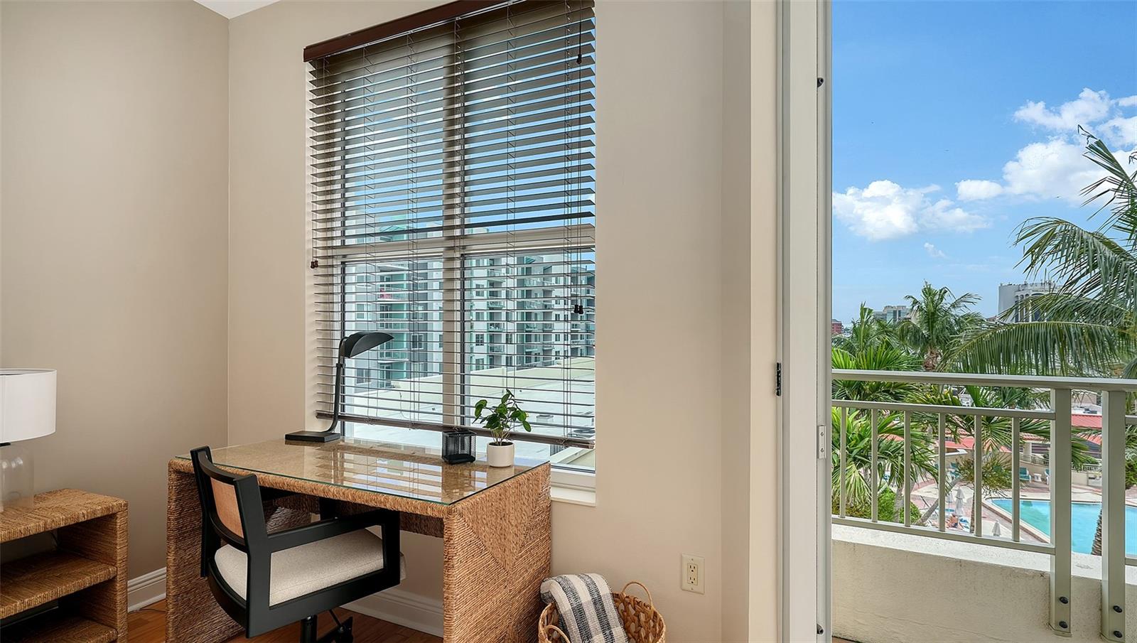 100 CENTRAL AVE #K817, SARASOTA, FL — photo 41