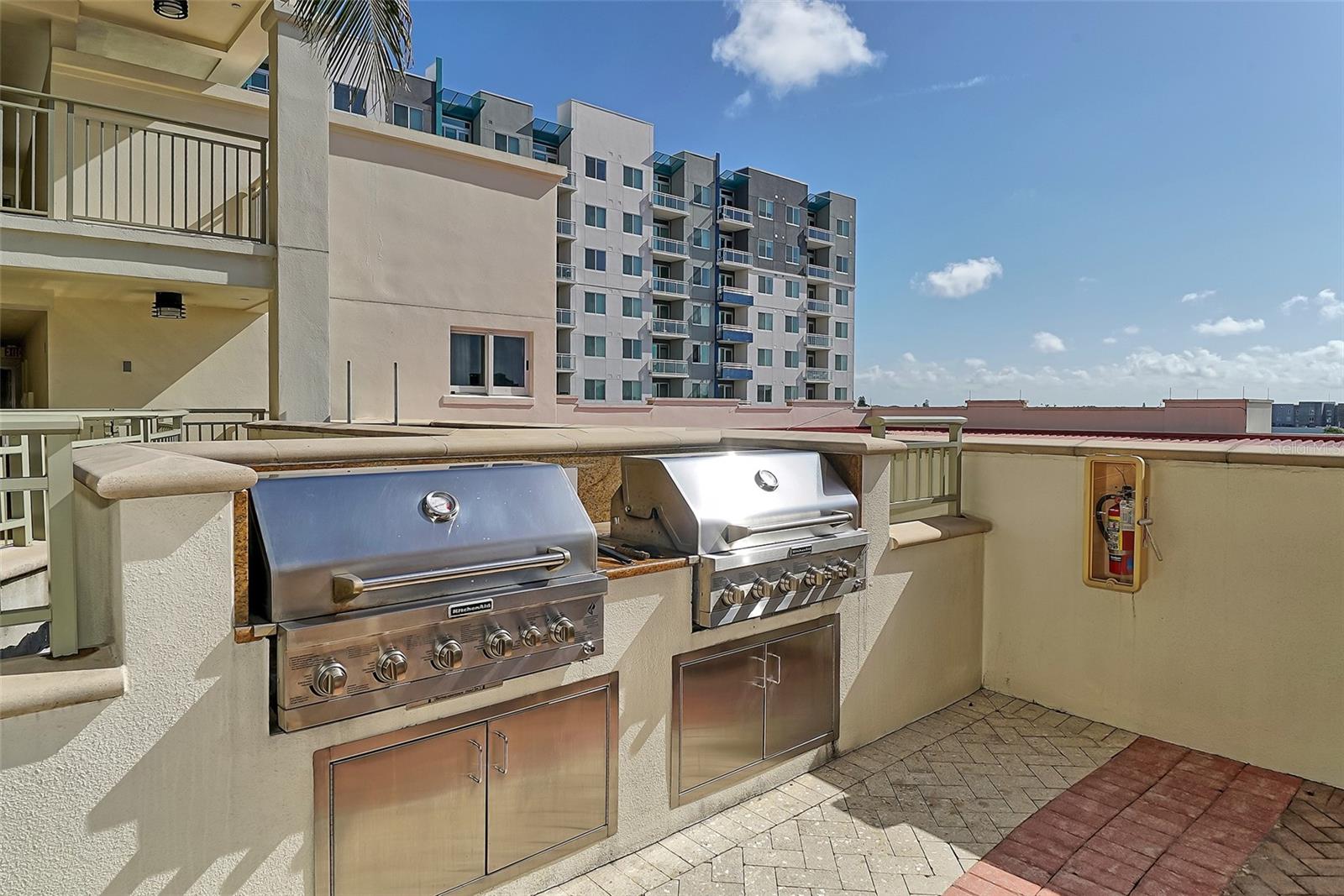 100 CENTRAL AVE #K817, SARASOTA, FL — photo 64