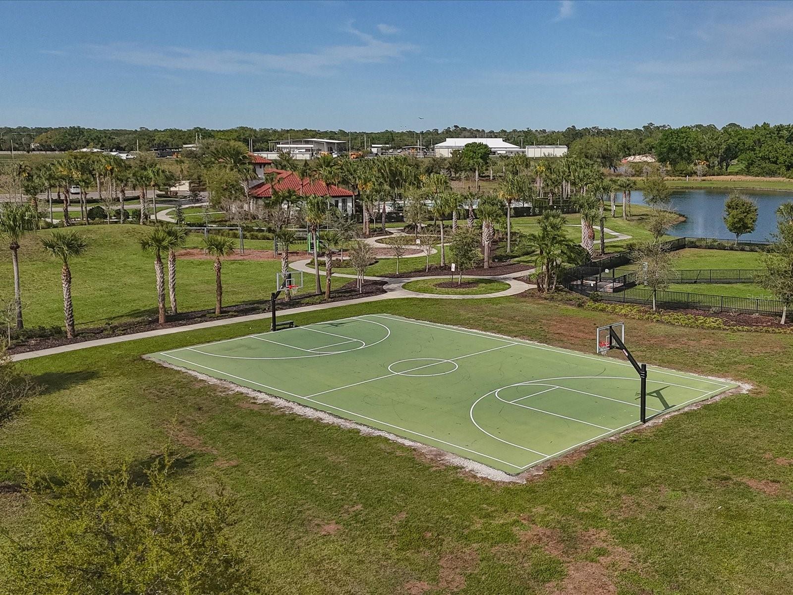 13925 GREEN HAMMOCK PL, BRADENTON, FL — photo 36