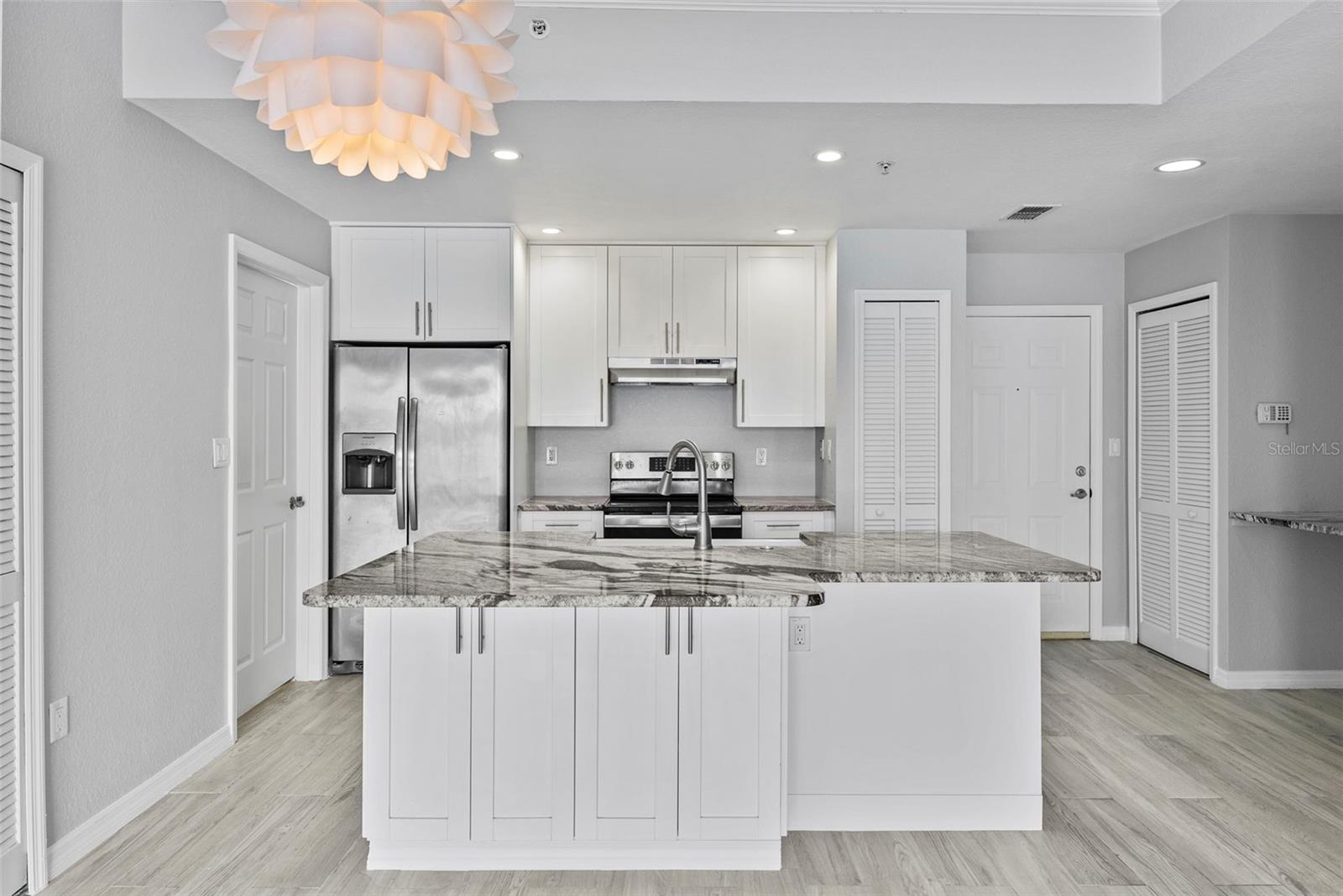 700 HARBOUR ISLAND #238, TAMPA, FL — photo 2