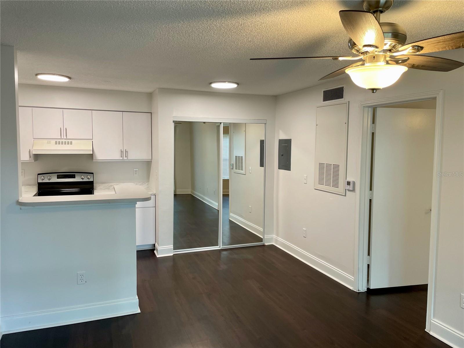 2521 GRASSY POINT DR #101, LAKE MARY, FL — photo 2