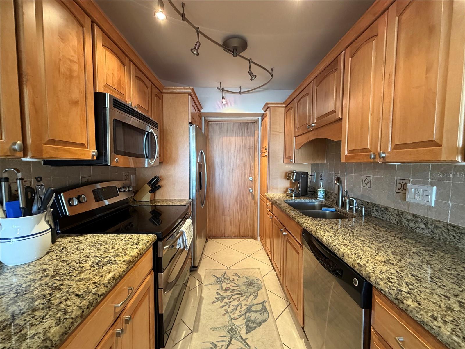 3806 GULF OF MEXICO DR #C211, LONGBOAT KEY, FL — photo 3