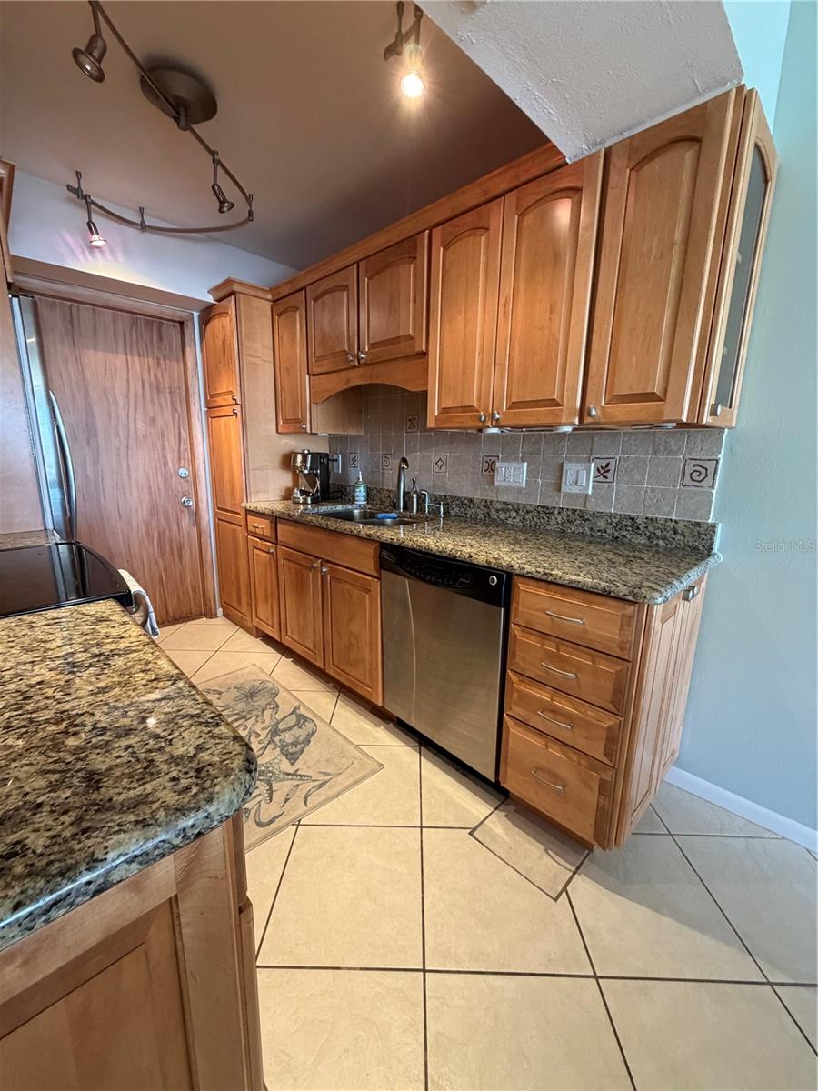3806 GULF OF MEXICO DR #C211, LONGBOAT KEY, FL — photo 4