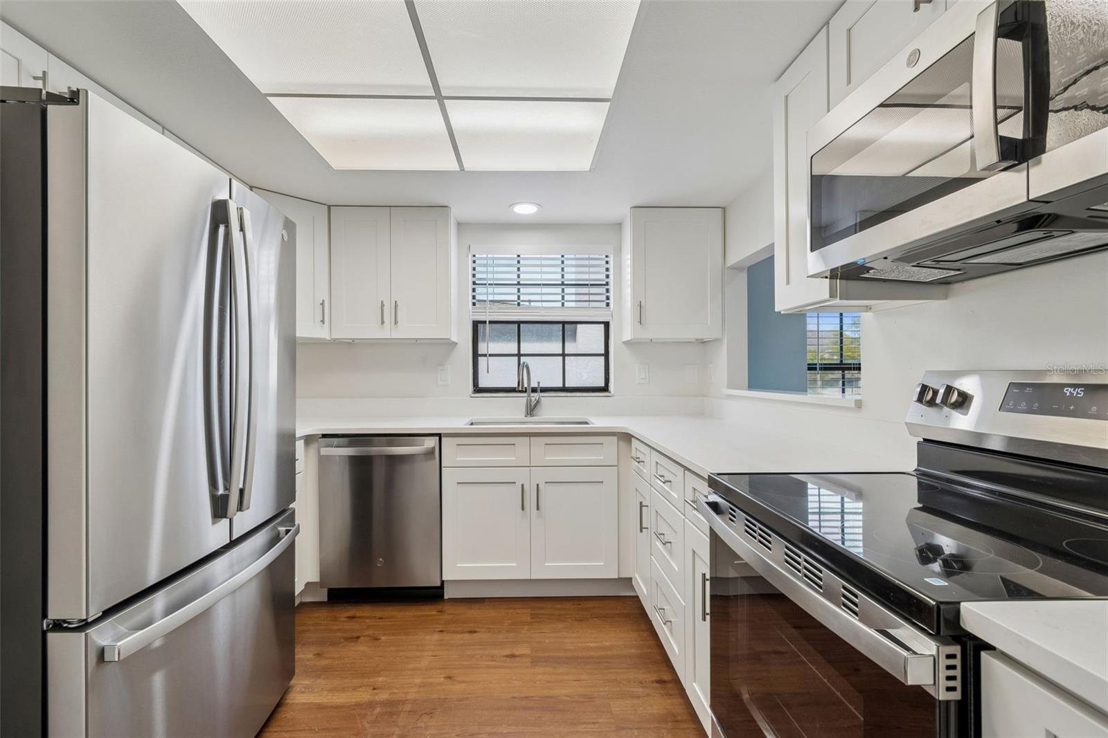 5756 CALAIS BLVD N #8, ST PETERSBURG, FL — photo 10