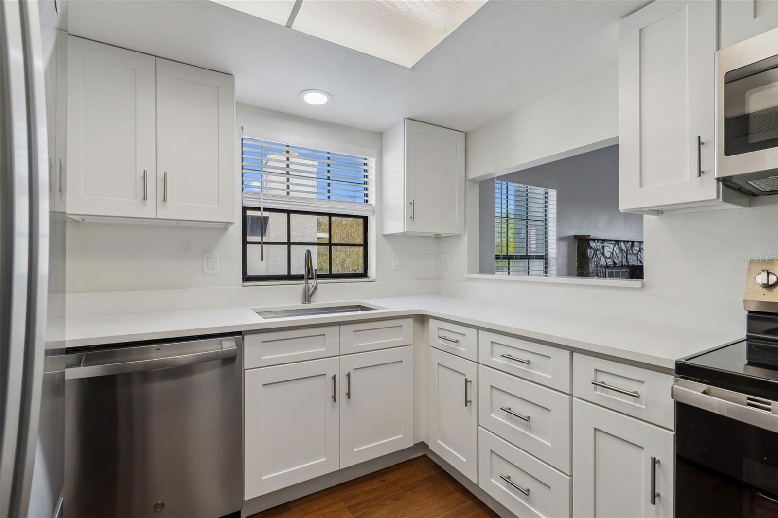 5756 CALAIS BLVD N #8, ST PETERSBURG, FL — photo 11