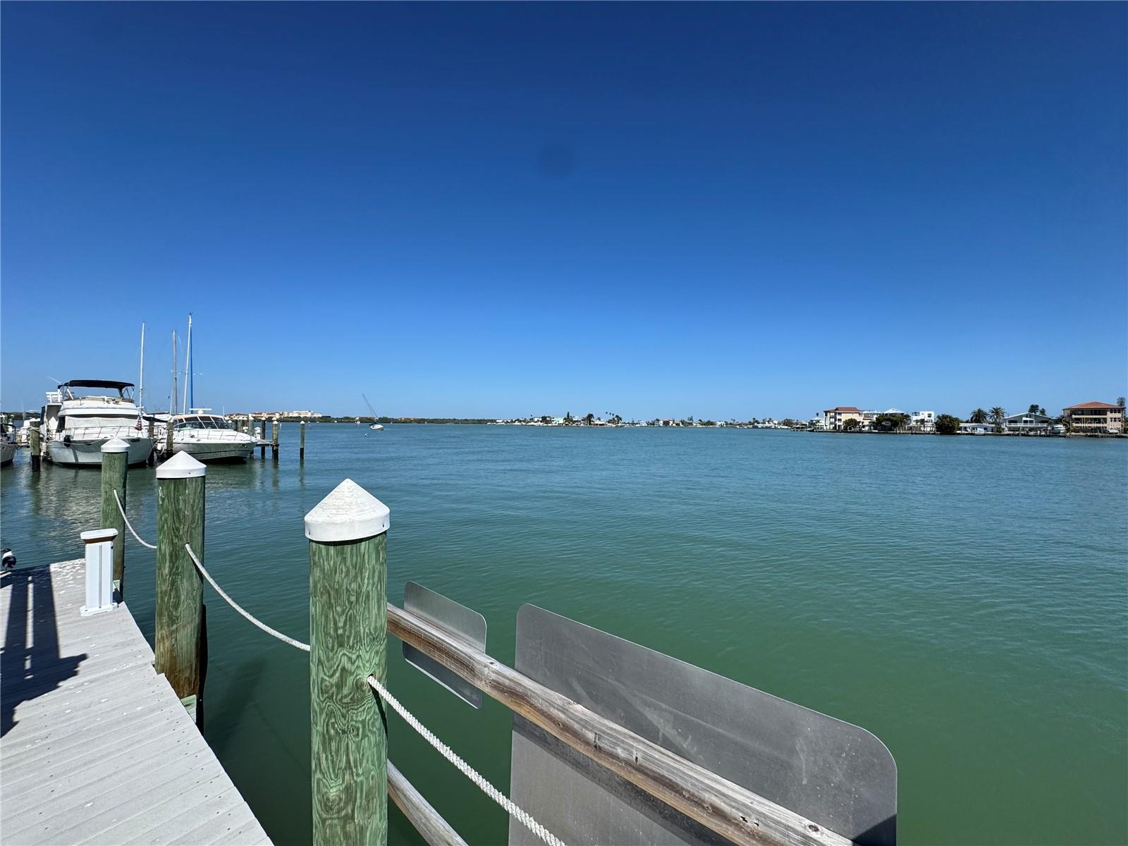 423 150TH AVE #1405, MADEIRA BEACH, FL — photo 28