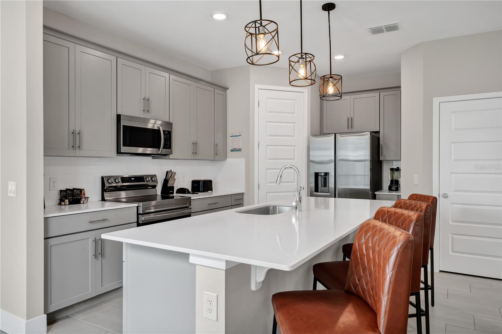 7833 SPECTRUM DR, KISSIMMEE, FL — photo 29