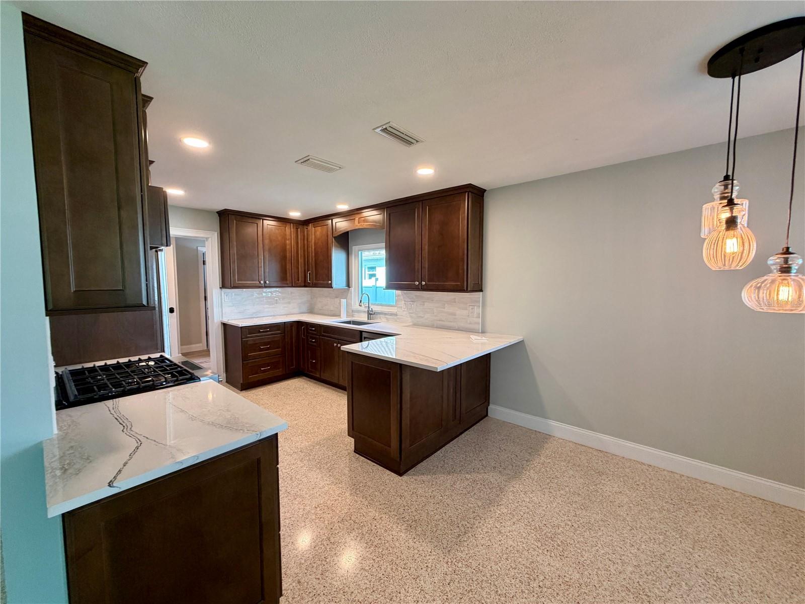 17045 DOLPHIN DR, NORTH REDINGTON BEACH, FL — photo 5