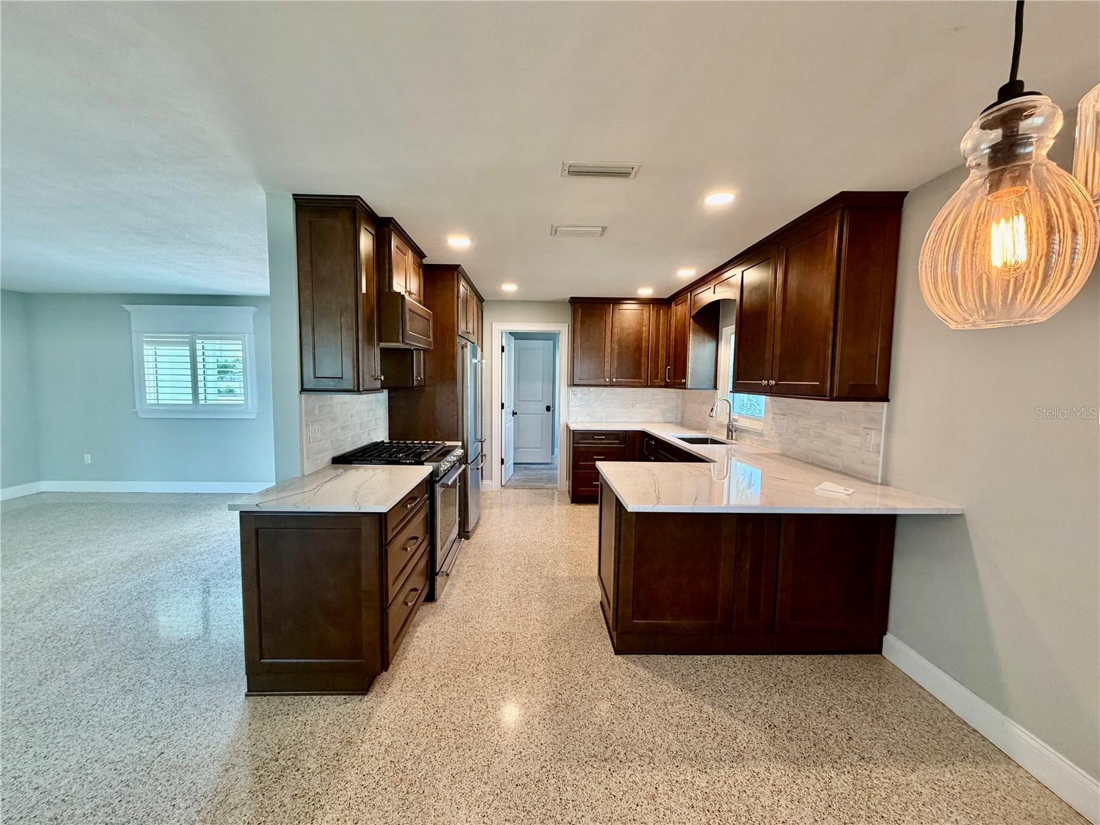 17045 DOLPHIN DR, NORTH REDINGTON BEACH, FL — photo 14