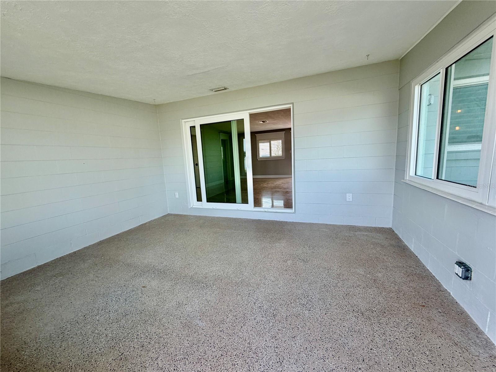 17045 DOLPHIN DR, NORTH REDINGTON BEACH, FL — photo 34