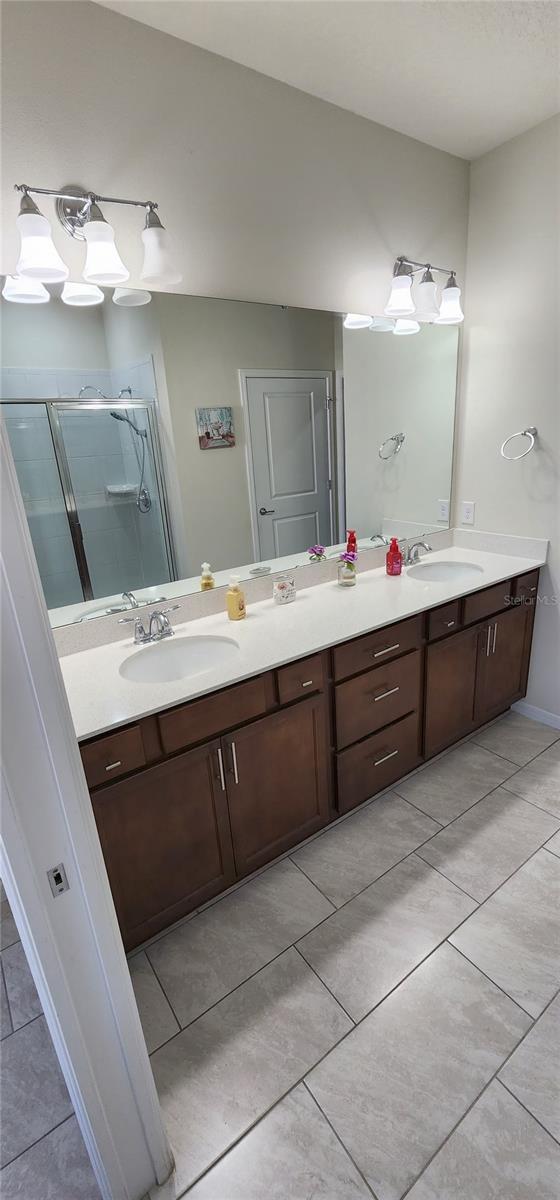 1823 SPRING SHOWER CIR, KISSIMMEE, FL — photo 9