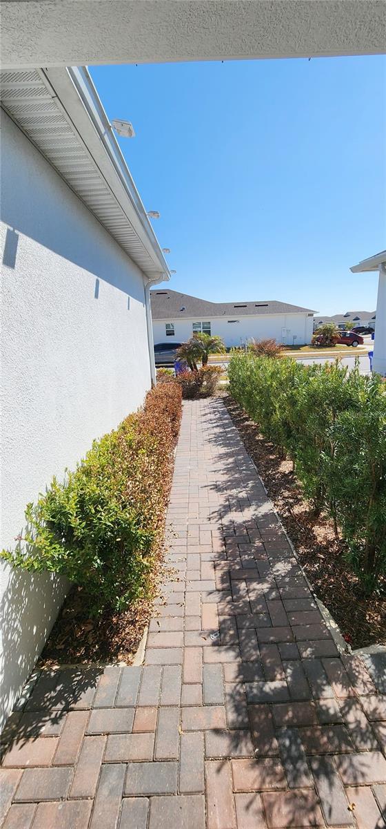 1823 SPRING SHOWER CIR, KISSIMMEE, FL — photo 35