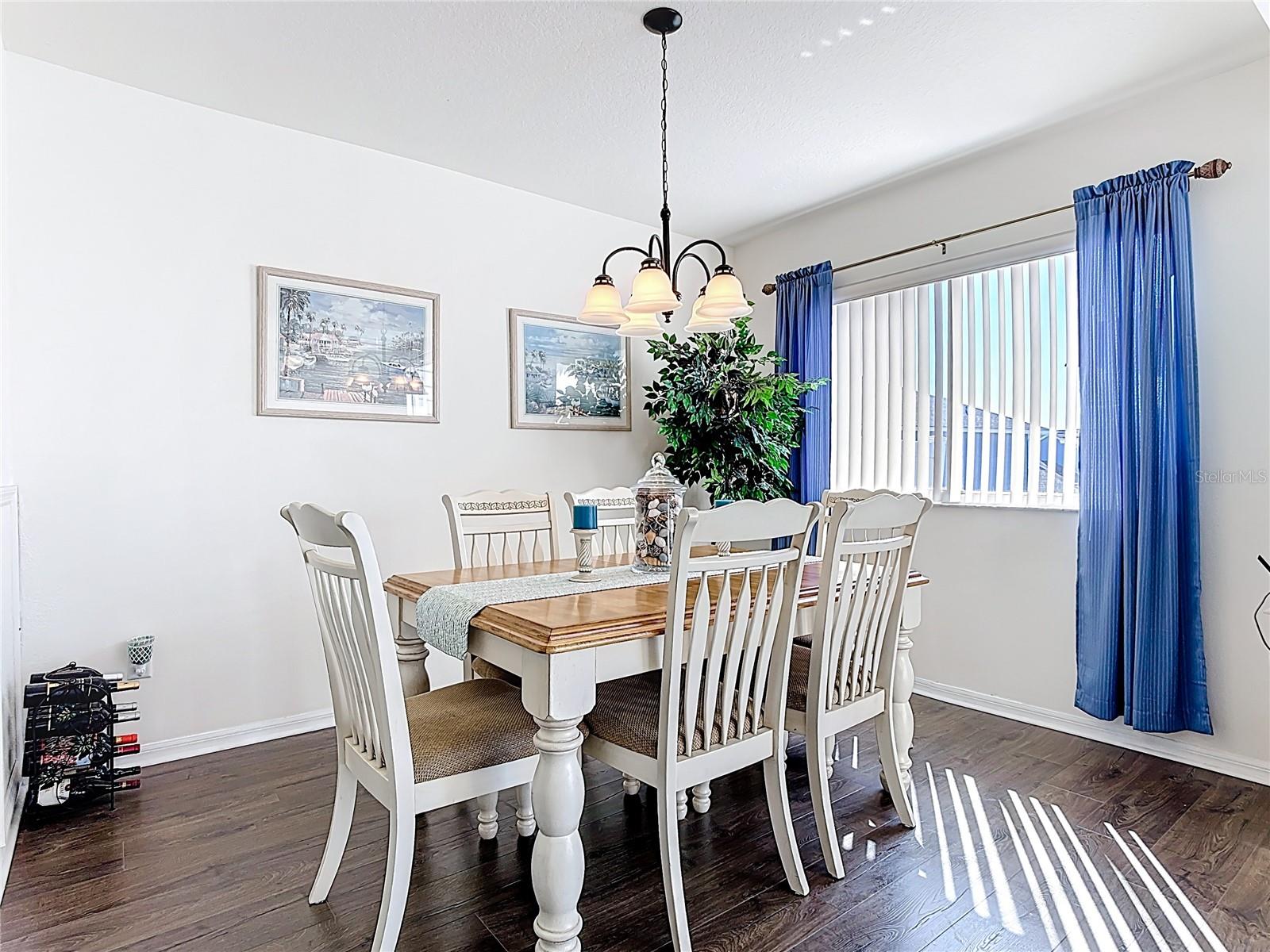 565 ORCHID DR, DAVENPORT, FL — photo 4