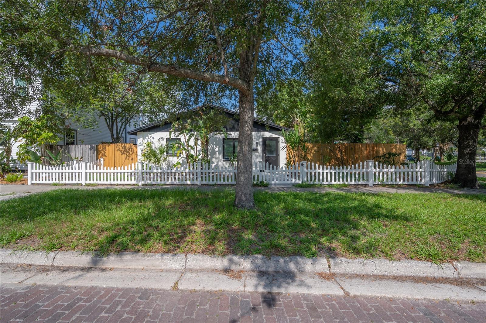 6901 S FITZGERALD ST, TAMPA, FL — photo 4