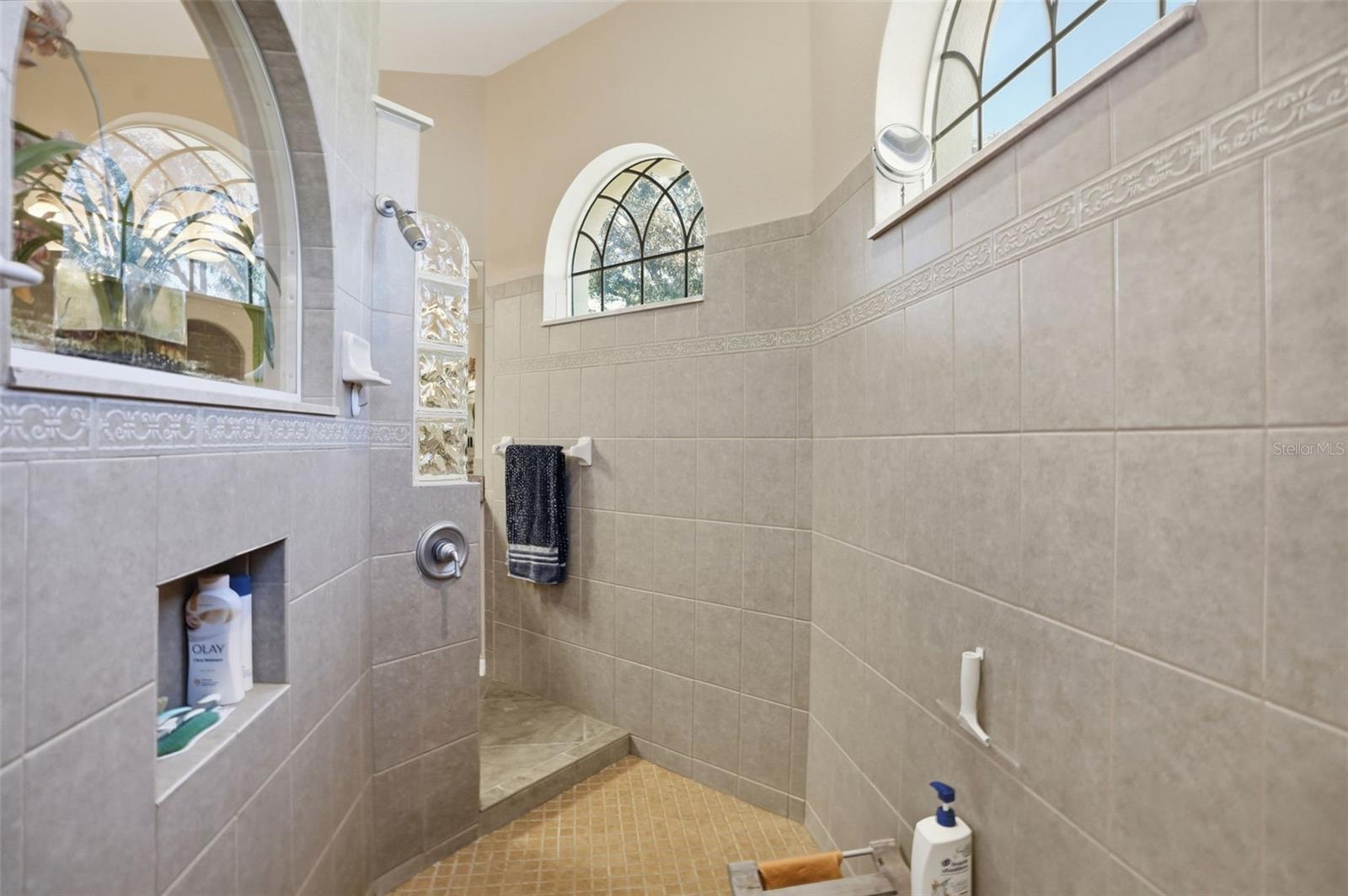 11033 BAYWIND CT, WEEKI WACHEE, FL — photo 11