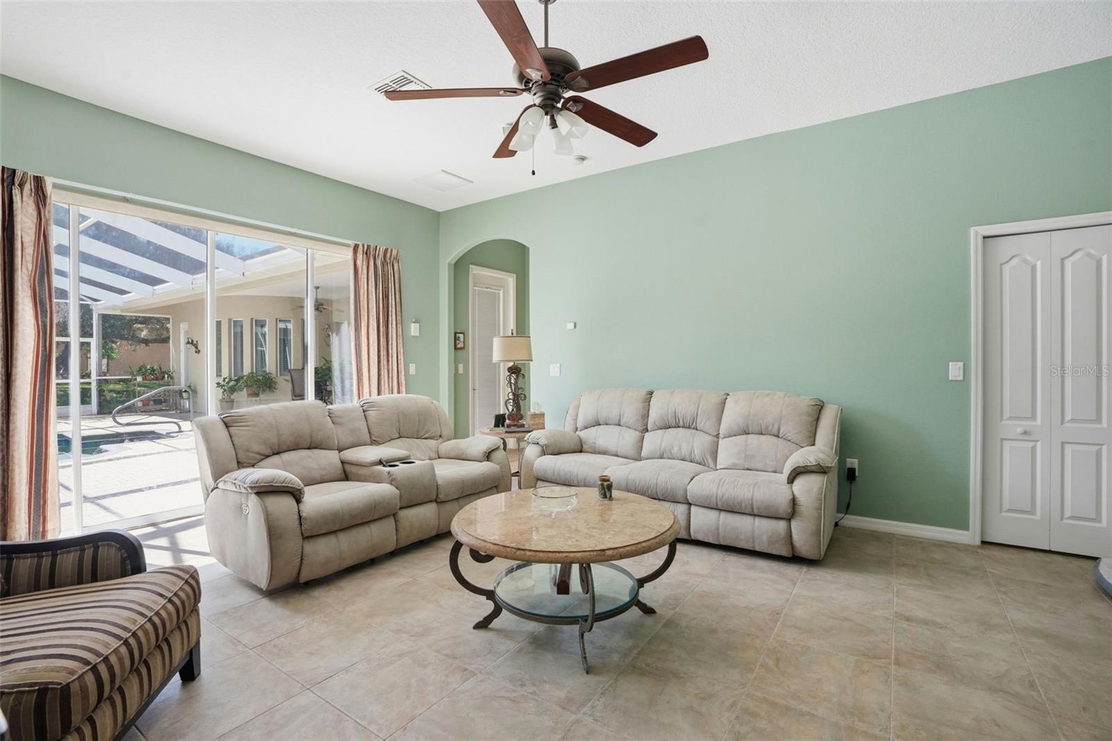 11033 BAYWIND CT, WEEKI WACHEE, FL — photo 31