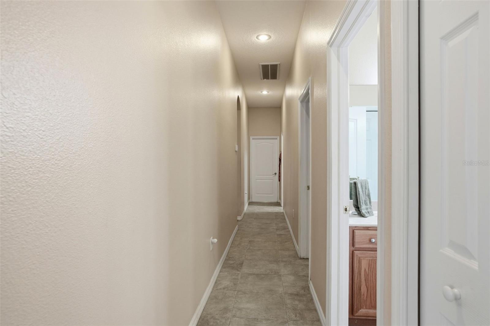 11033 BAYWIND CT, WEEKI WACHEE, FL — photo 44