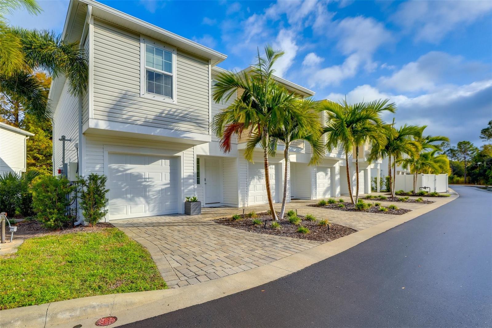 2441 6TH AVENUE DR E, BRADENTON, FL