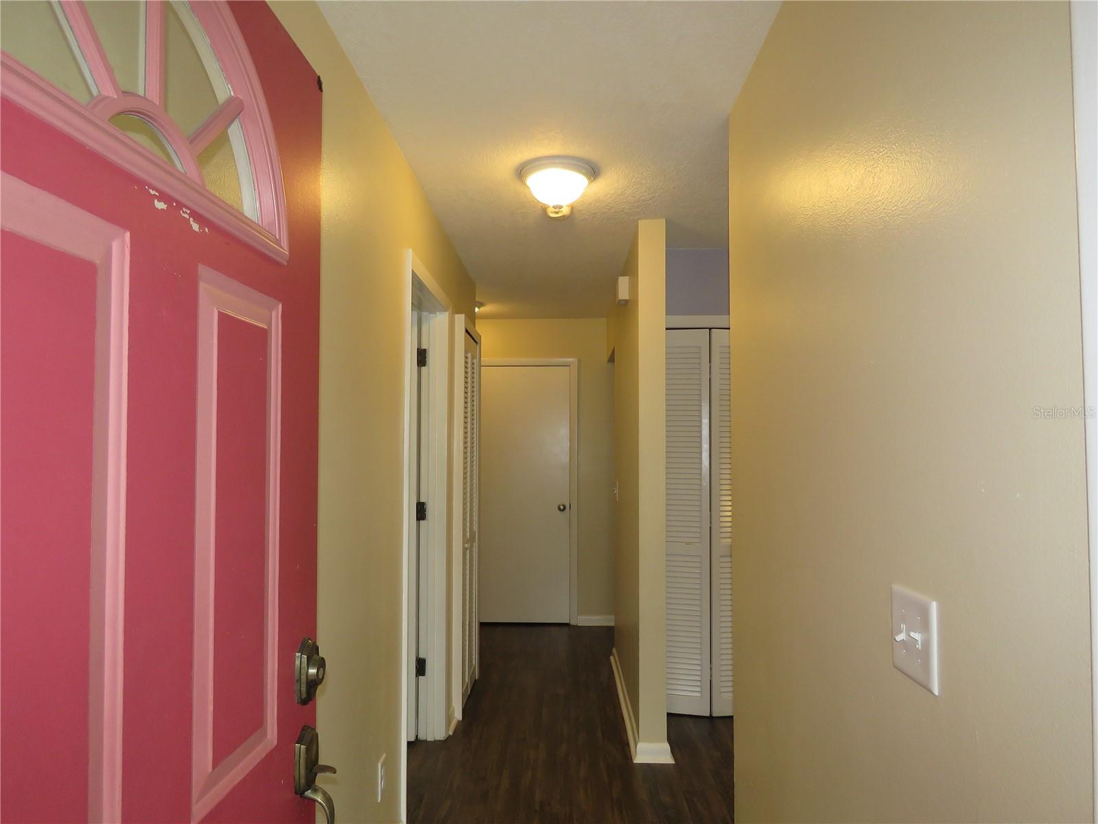 418 NARVAEZI ST, VENICE, FL — photo 2