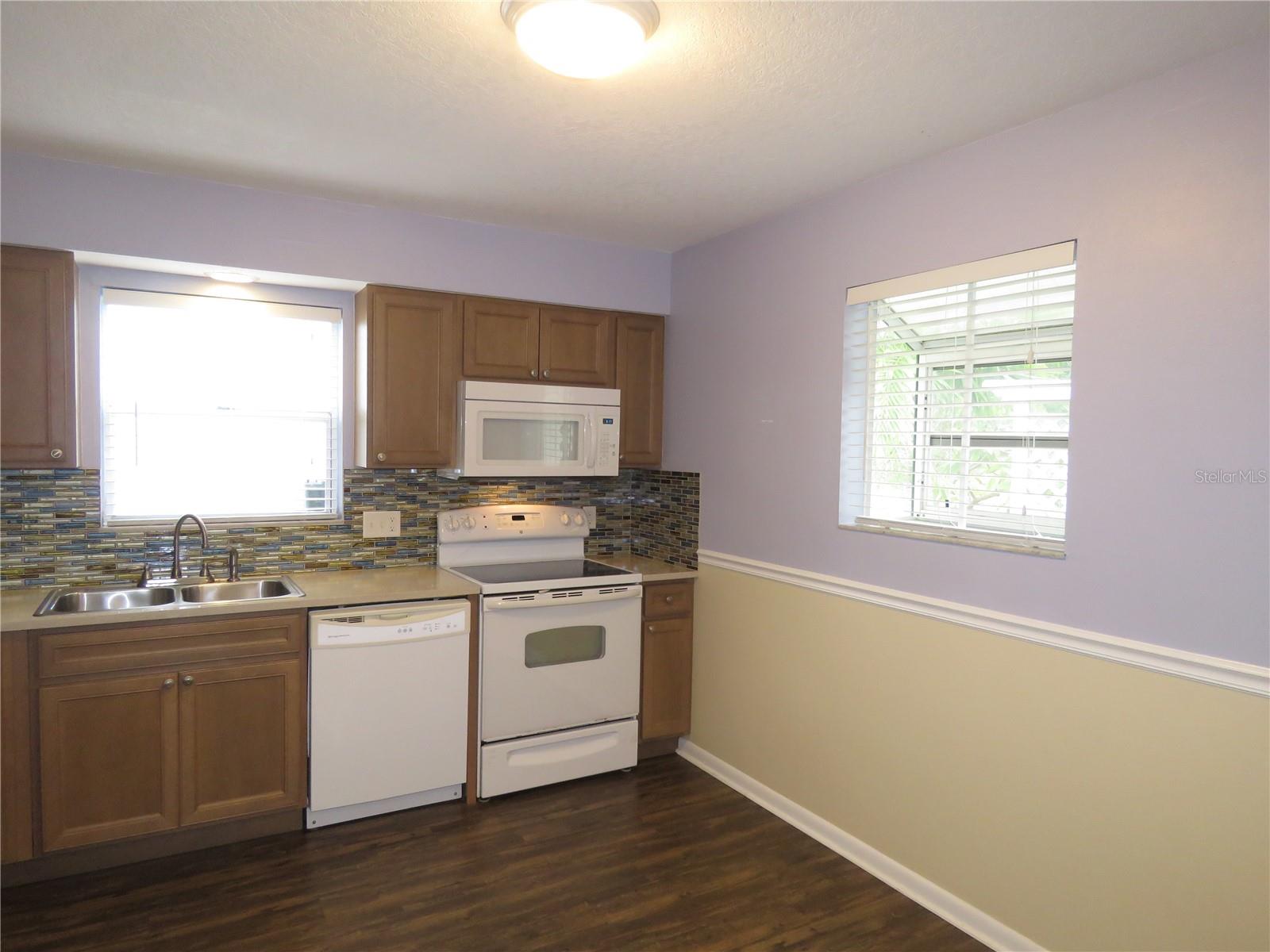 418 NARVAEZI ST, VENICE, FL — photo 3