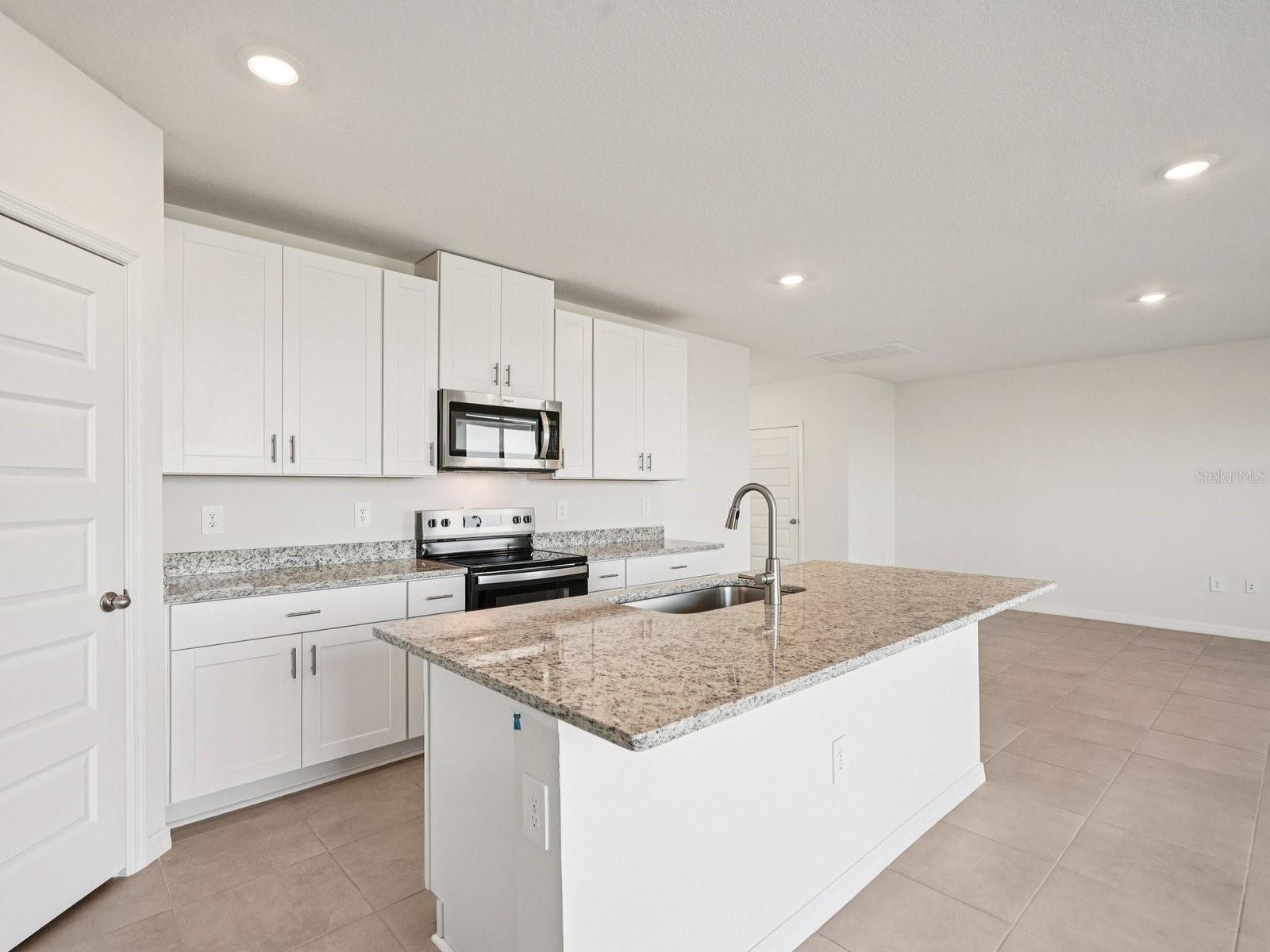 13613 SHELLMORE AVE, PALMETTO, FL — photo 5