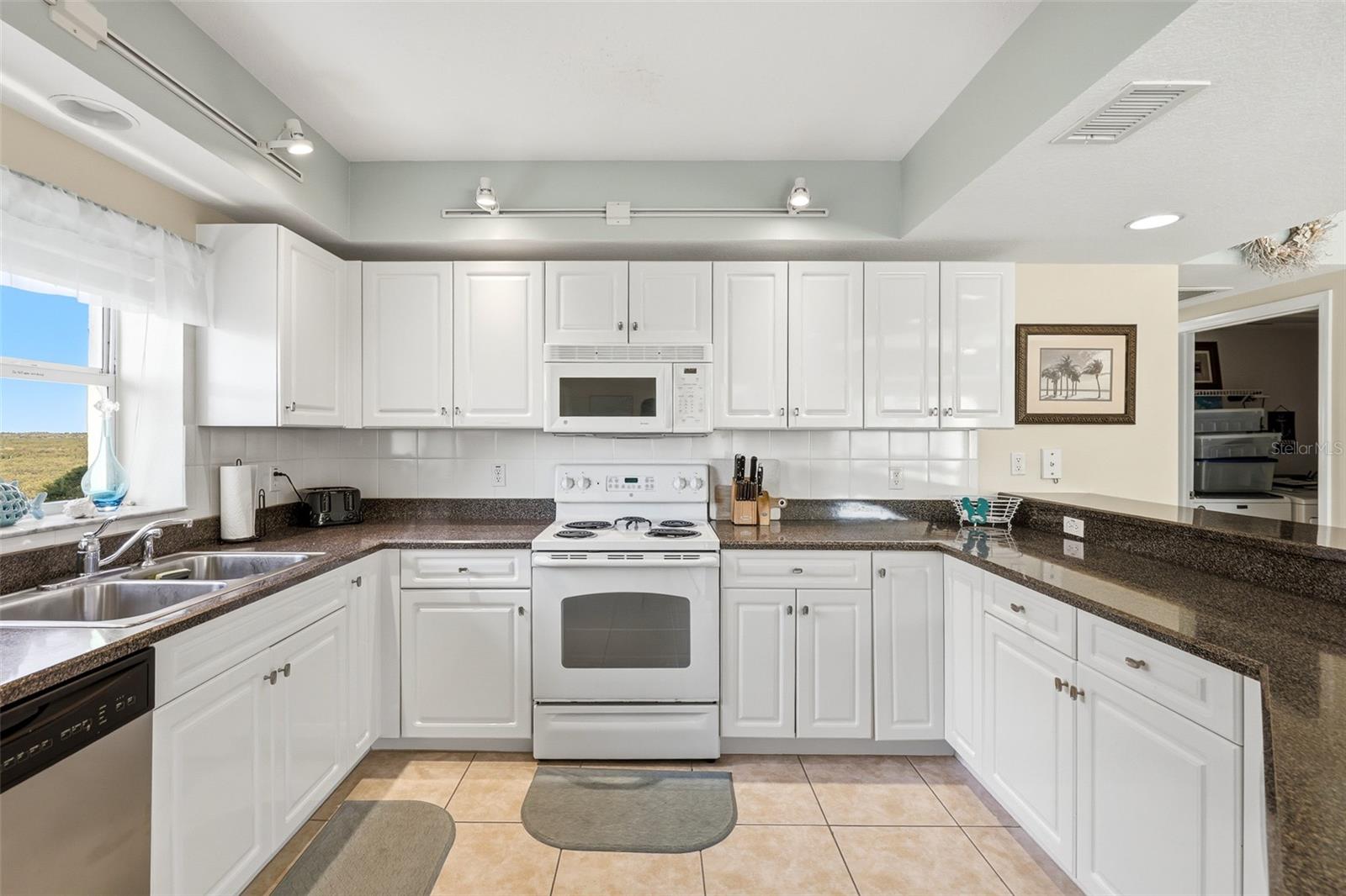 5300 S ATLANTIC AVE #9-401, NEW SMYRNA BEACH, FL — photo 10