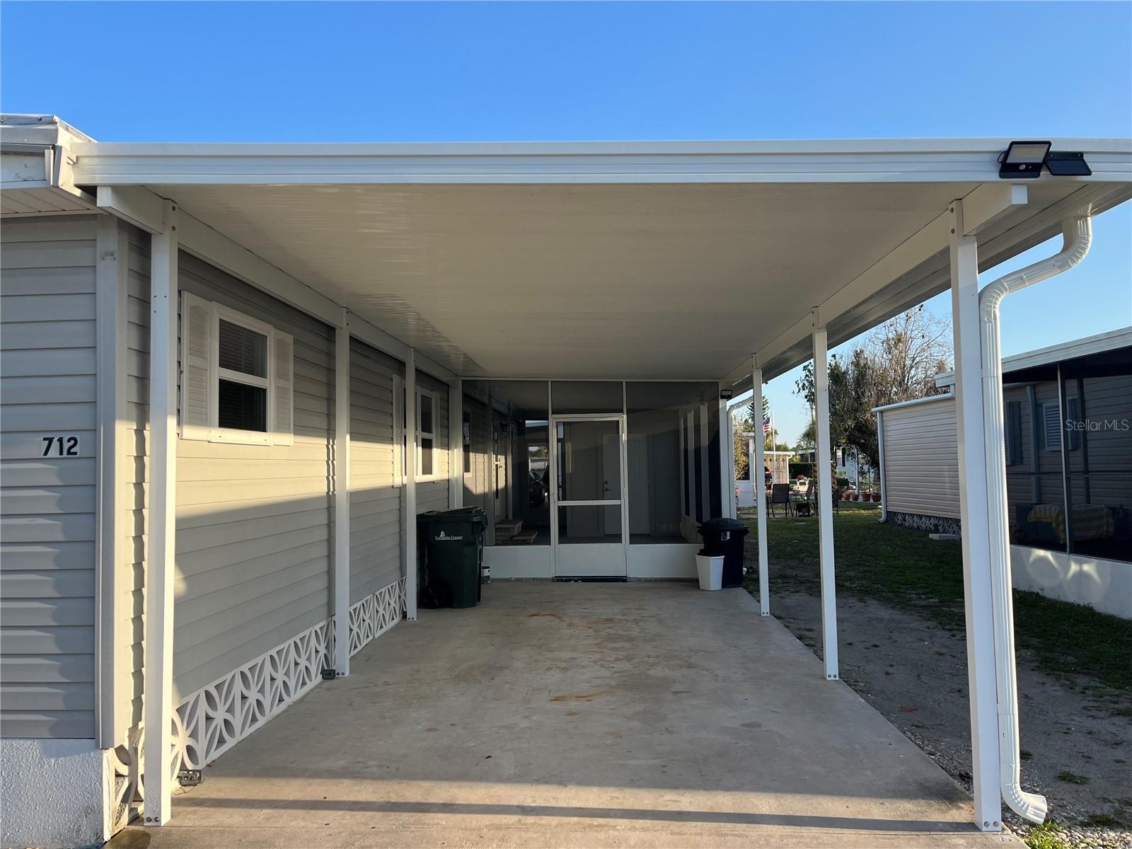 712 LOCARNO DR, VENICE, FL — photo 2