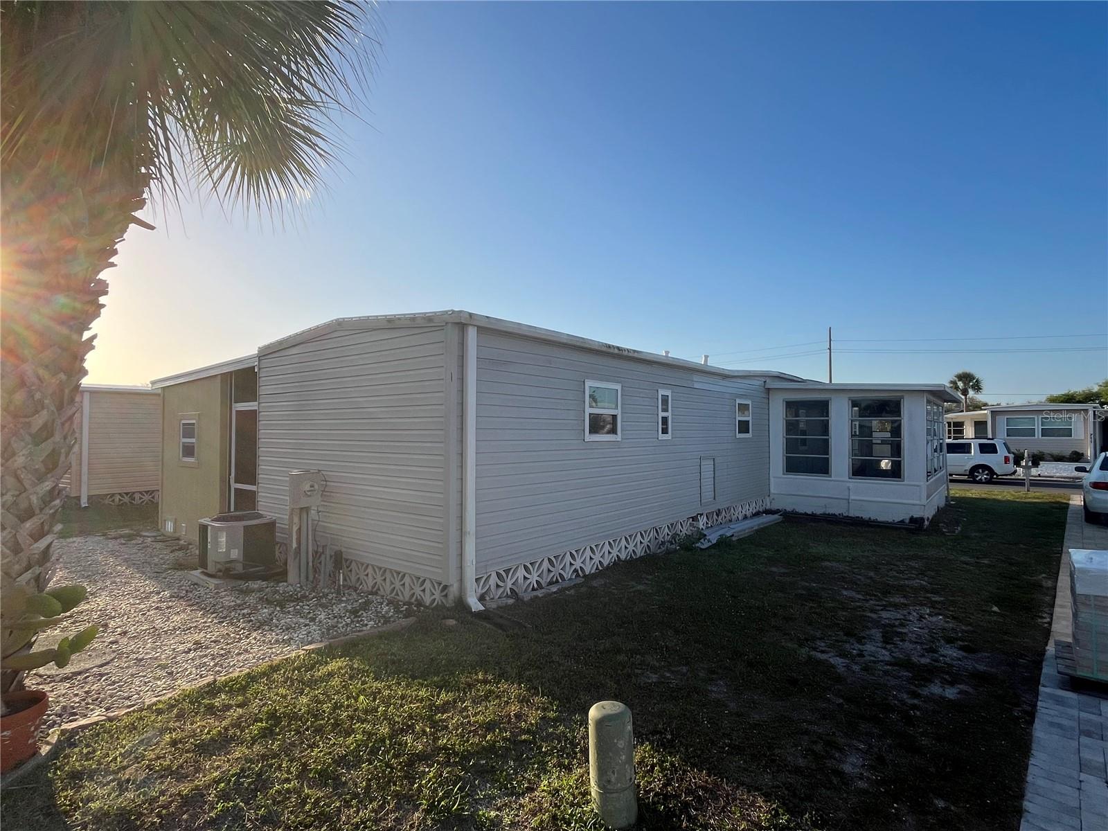 712 LOCARNO DR, VENICE, FL — photo 6
