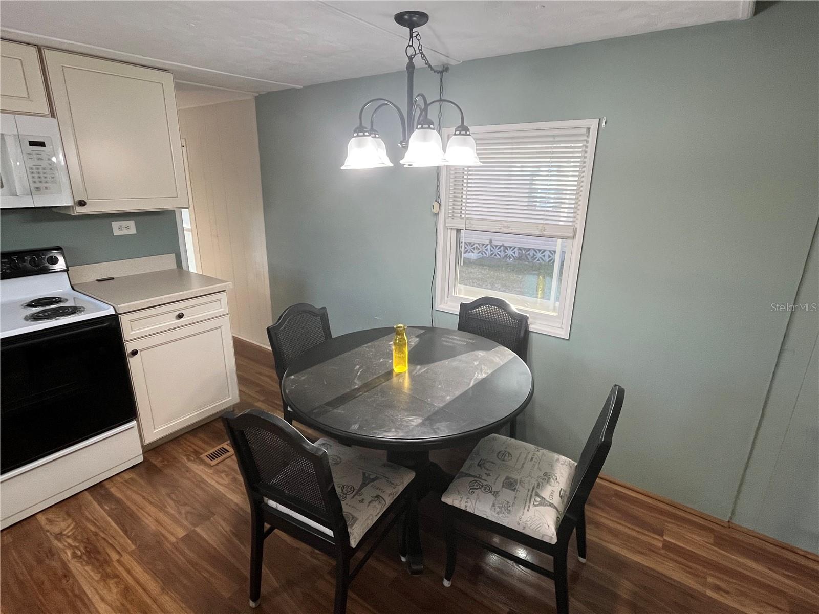 712 LOCARNO DR, VENICE, FL — photo 10