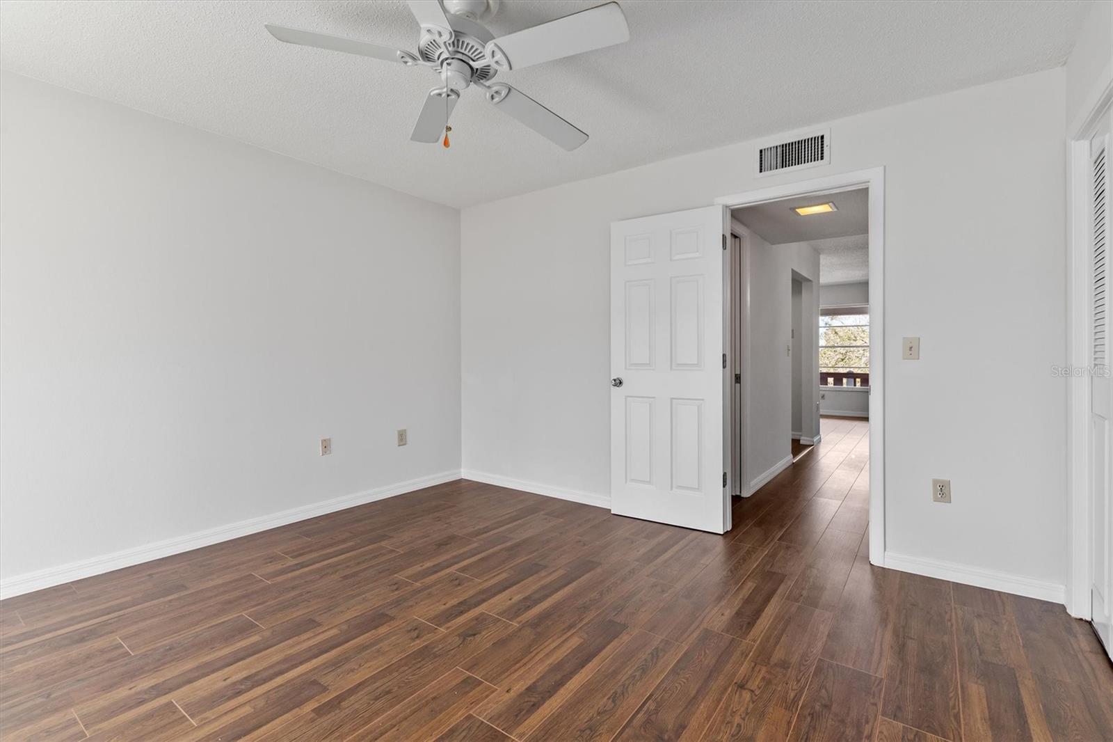 2 QUAILS RUN BLVD #8, ENGLEWOOD, FL — photo 17
