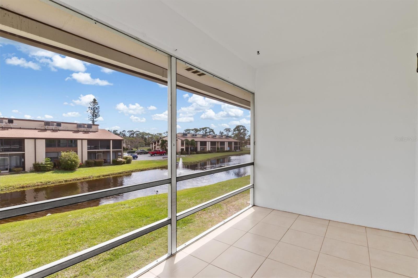 2 QUAILS RUN BLVD #8, ENGLEWOOD, FL — photo 20
