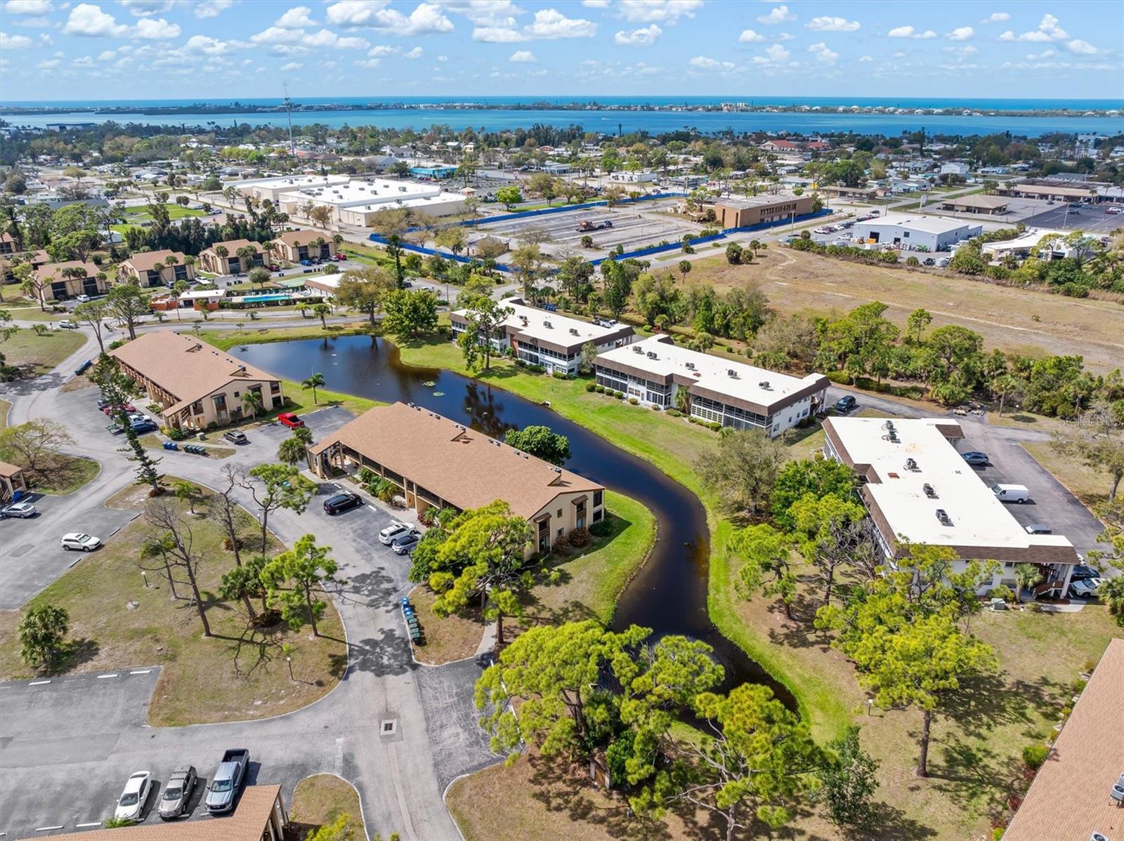 2 QUAILS RUN BLVD #8, ENGLEWOOD, FL — photo 35