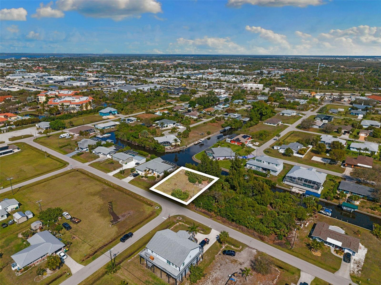 2524 LARKSPUR DR, PUNTA GORDA, FL — photo 12