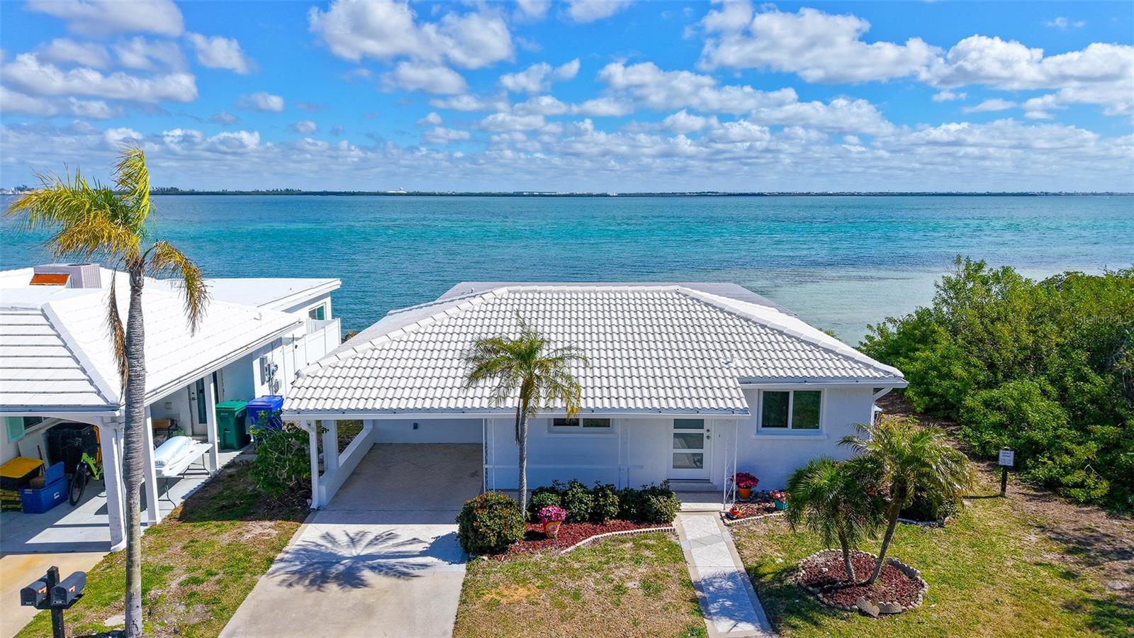 948 SPANISH DR S, LONGBOAT KEY, FL