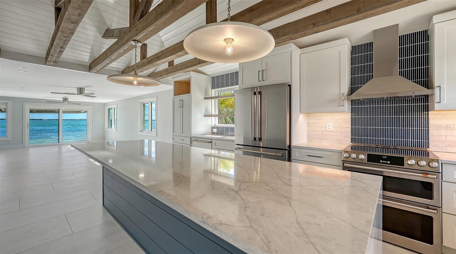 948 SPANISH DR S, LONGBOAT KEY, FL — photo 9